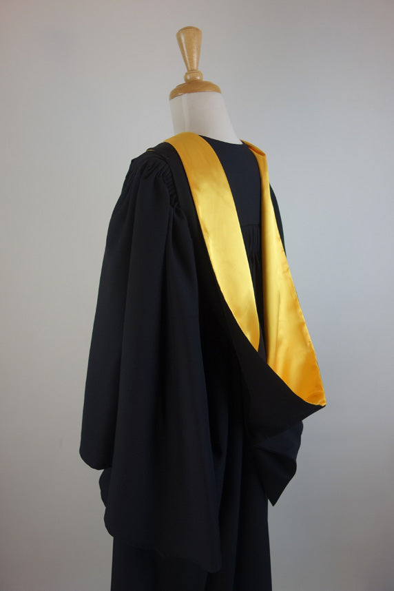 Victoria University Bachelor Graduation Gown Set