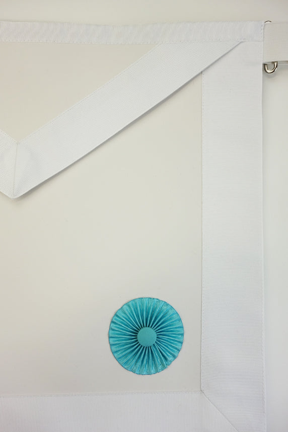 Fellowcraft Apron with Elastic Belt and Snake Fitting