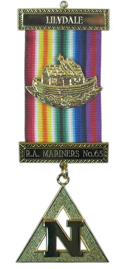 Royal Ark Mariner Past Commander Breast Jewel