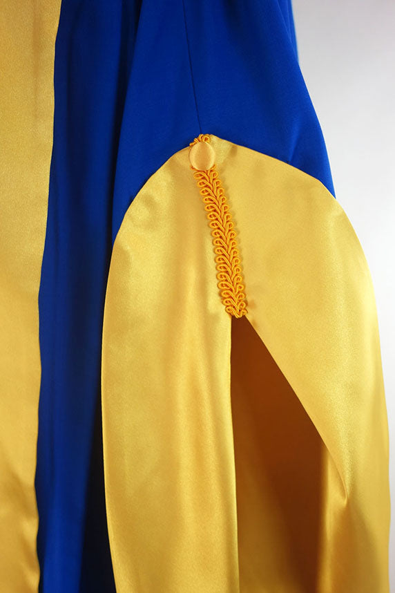 University of Canberra PhD Graduation Gown