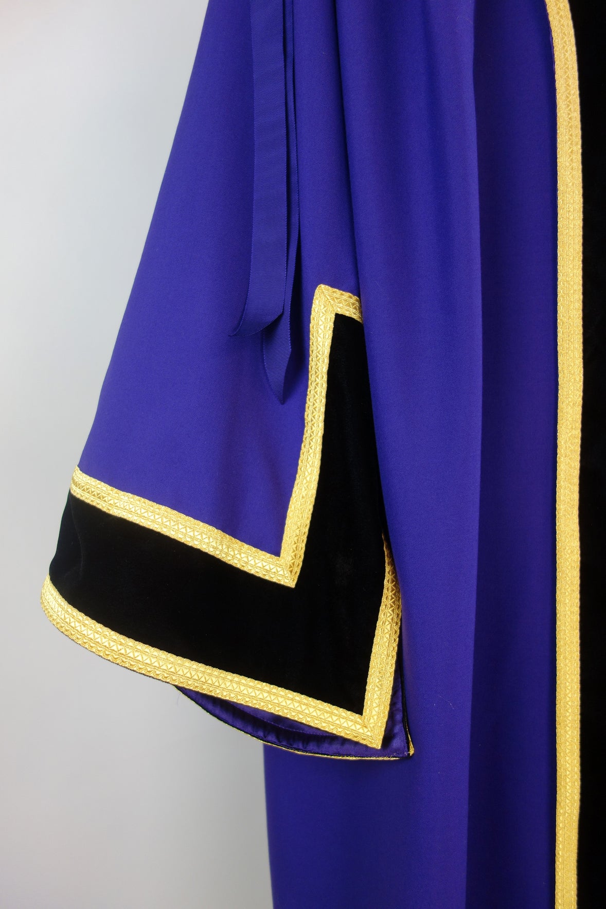 Traditional Style Mayoral Robe, Purple