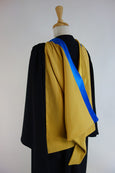 Macquarie University Bachelor Hood