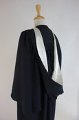 Victoria University Bachelor Hood